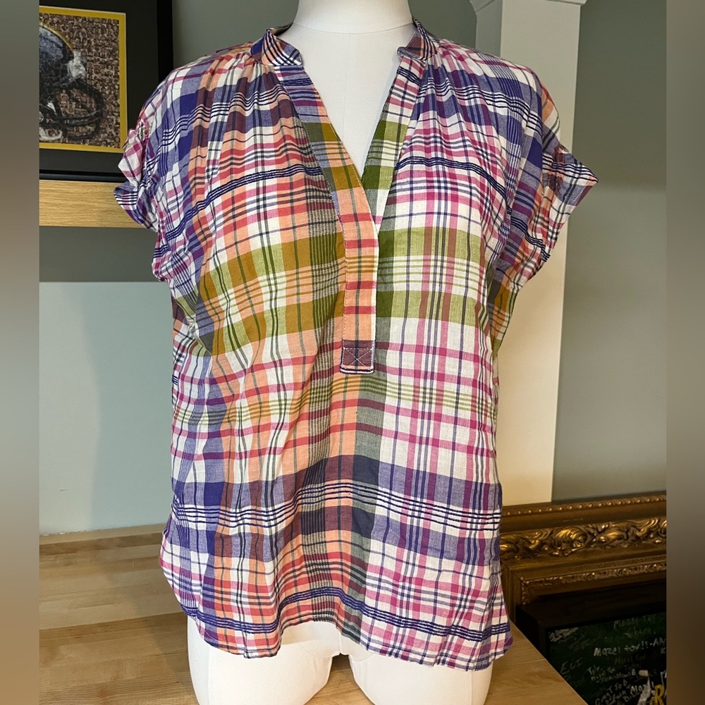 Anthropologie Pilcro Brand Plaid Short Sleeve Blouse with ruched back size Small